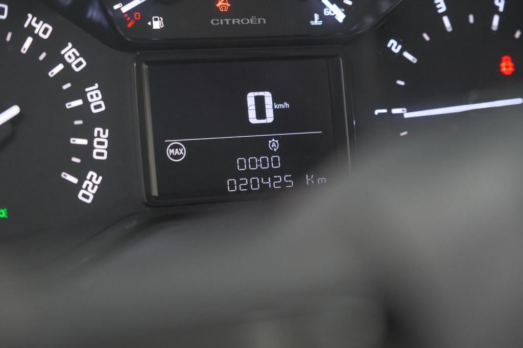 Citroen C3 puretech 110 max | keyless entry/start | camera | navigatie | pa