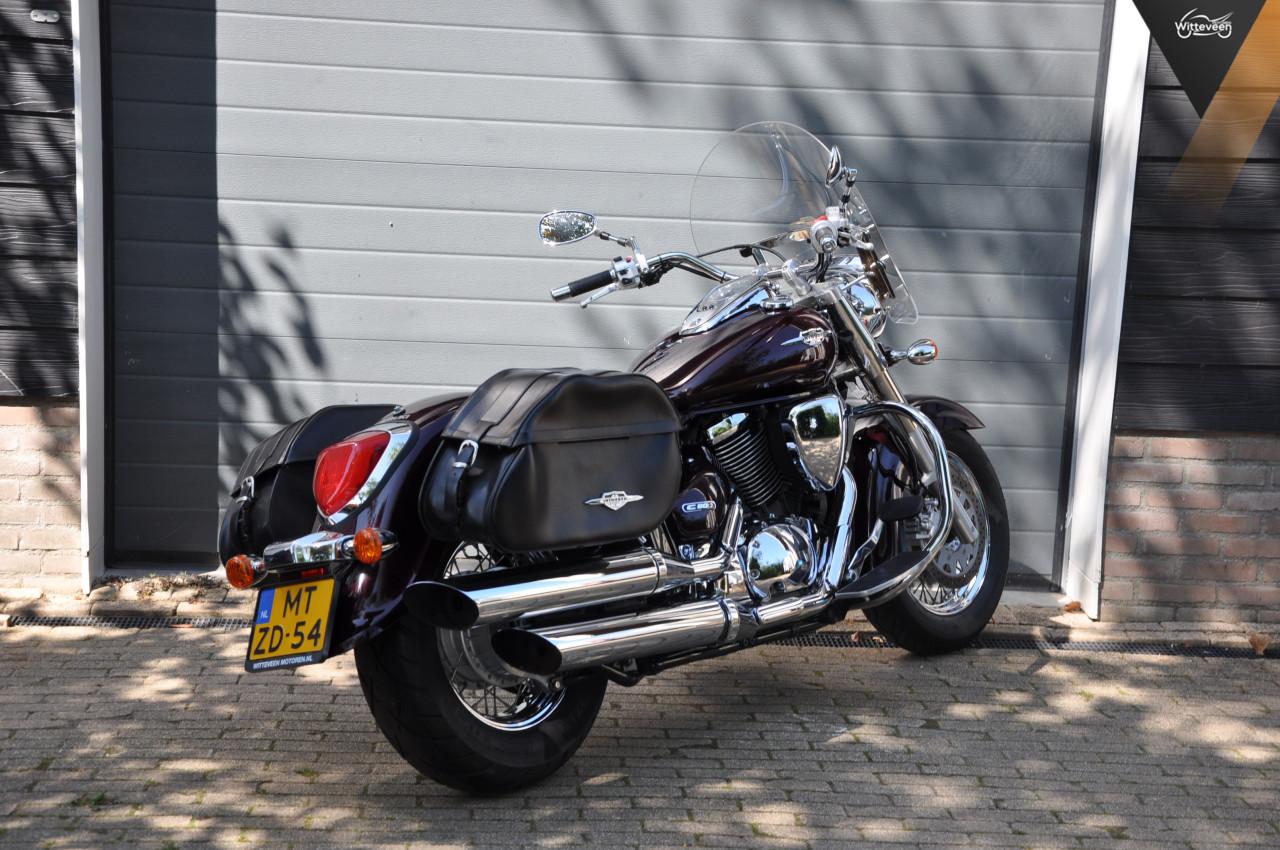 Suzuki Intruder 800 LC