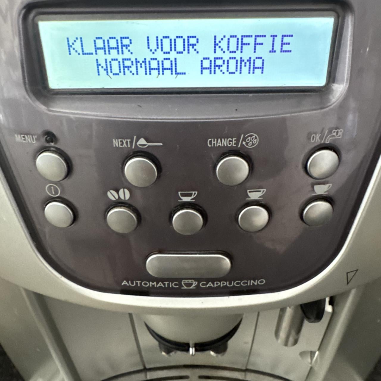 Koffieapparaat. IZGST.