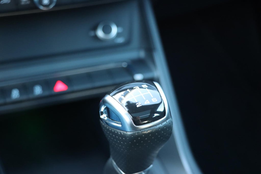 Audi Q3 35 tfsi s-line edition 150pk