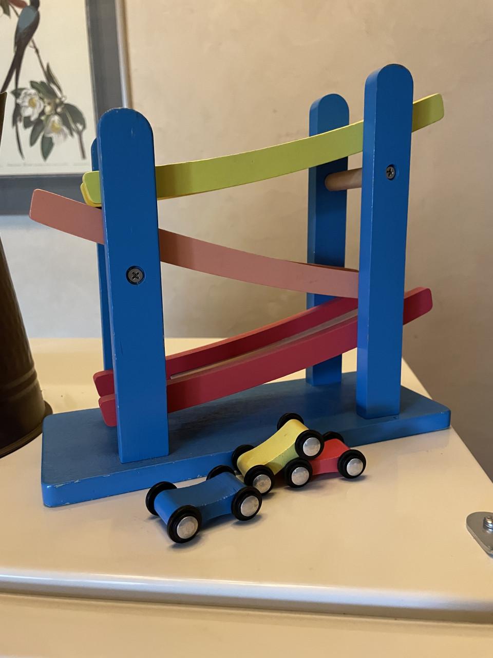 Auto glijbaan met 3 autootjes