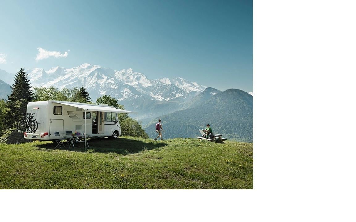 Nieuwe Thule Omnistor 8000 wit 400 Mystic Grey cassetteluifel + extra's