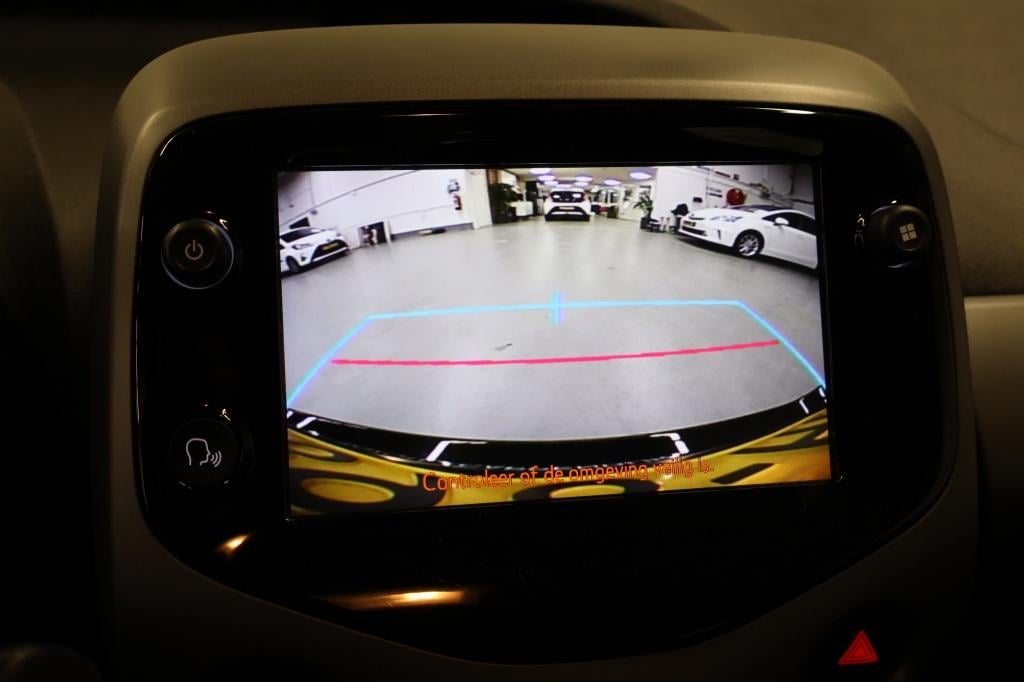 Toyota Aygo 1.0 vvt-i x-play