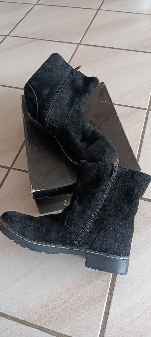 WARME GEVOERDE WINTERLAARZEN