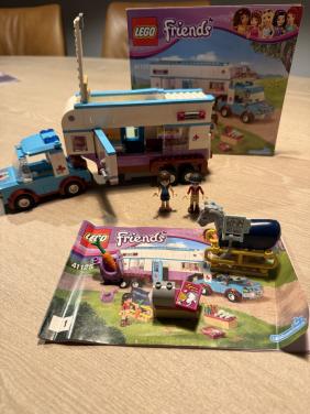 Lego Friends 41125 Paardenartskliniek op Wielen