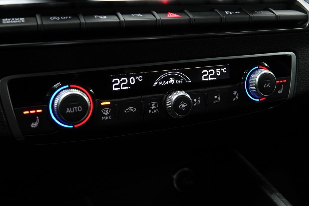 Audi Q2 1.5 tfsi | acc | pdc | carplay | s-line |