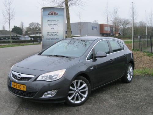 Opel Astra 1.6 Cosmo