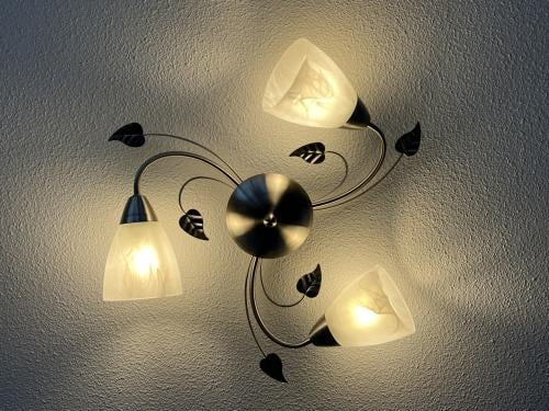 Prijs n.o.t.k. voor een nieuwe Plafondlamp Lindby Yannie 3-lamps