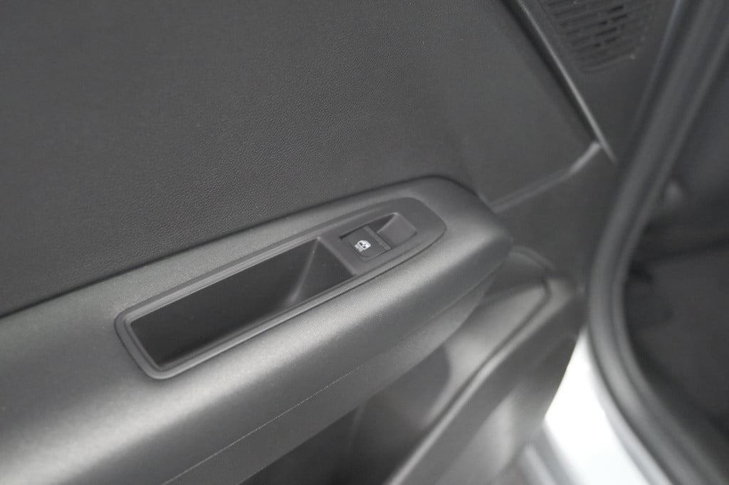 Renault Captur tce 90 zen | camera | apple carplay | parkeersensoren | navi