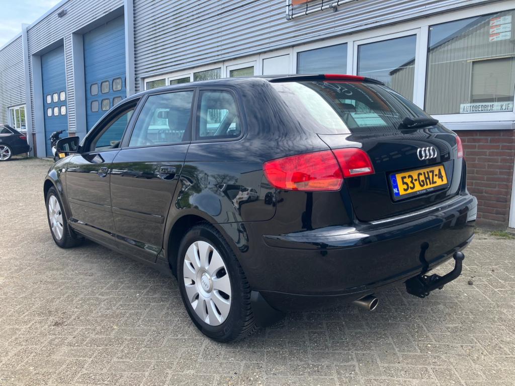 Audi A3 sportback 1.6 attraction business edition cruisse clima