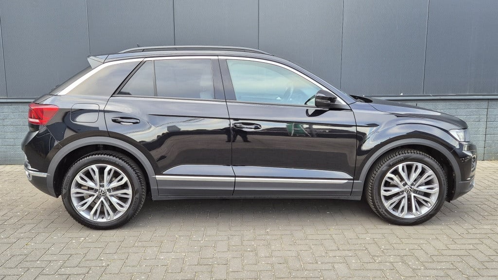 Volkswagen T-roc 1.5 tsi sport*navi*clima*led*lane ass*vitrual*18 inch*auto