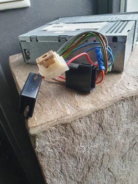Jaren80 werkend Philips autoradio/cassette Philips 22 dc 213...