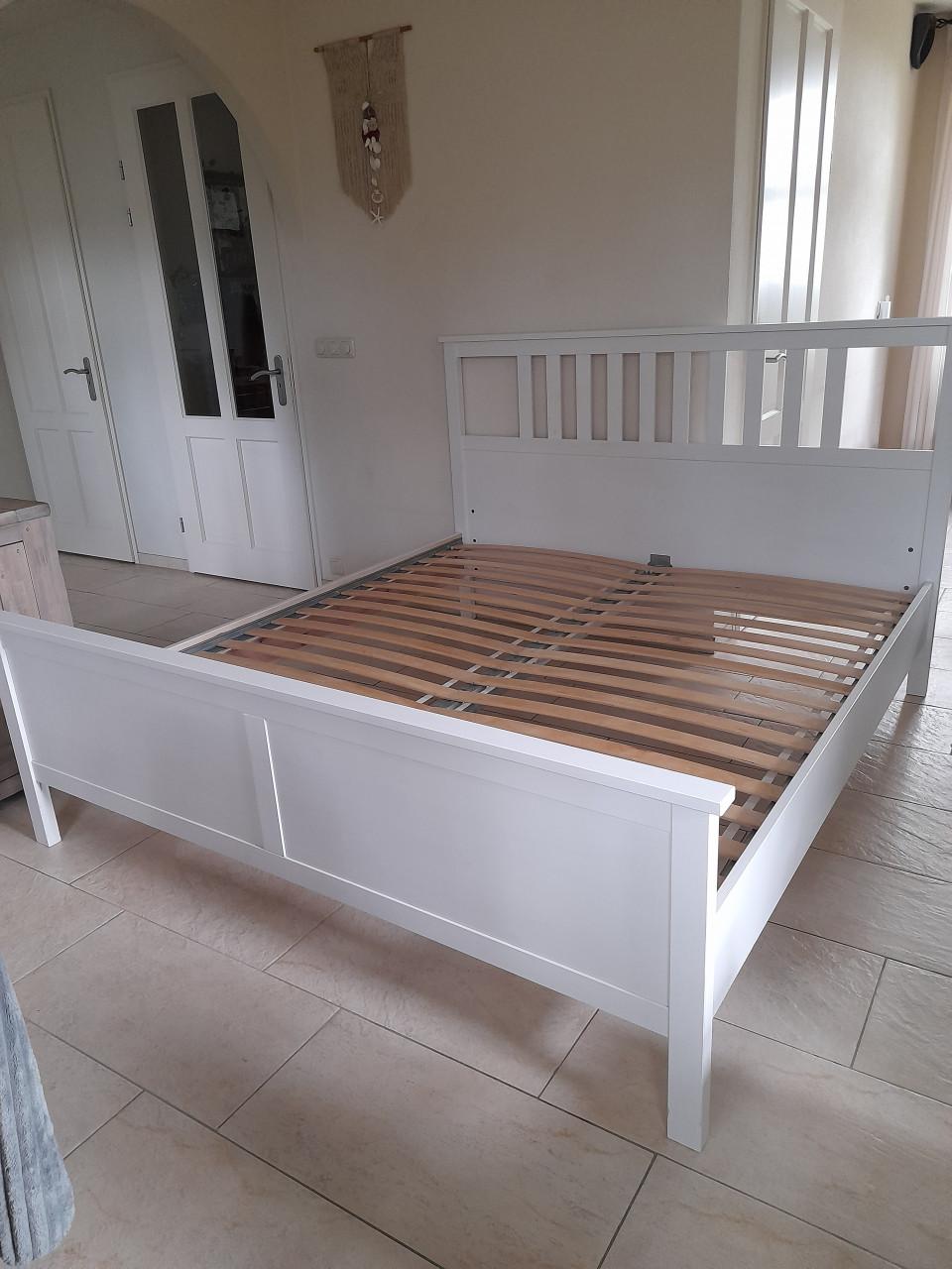 2 persoons bed 180 X 200 (in goede staat )