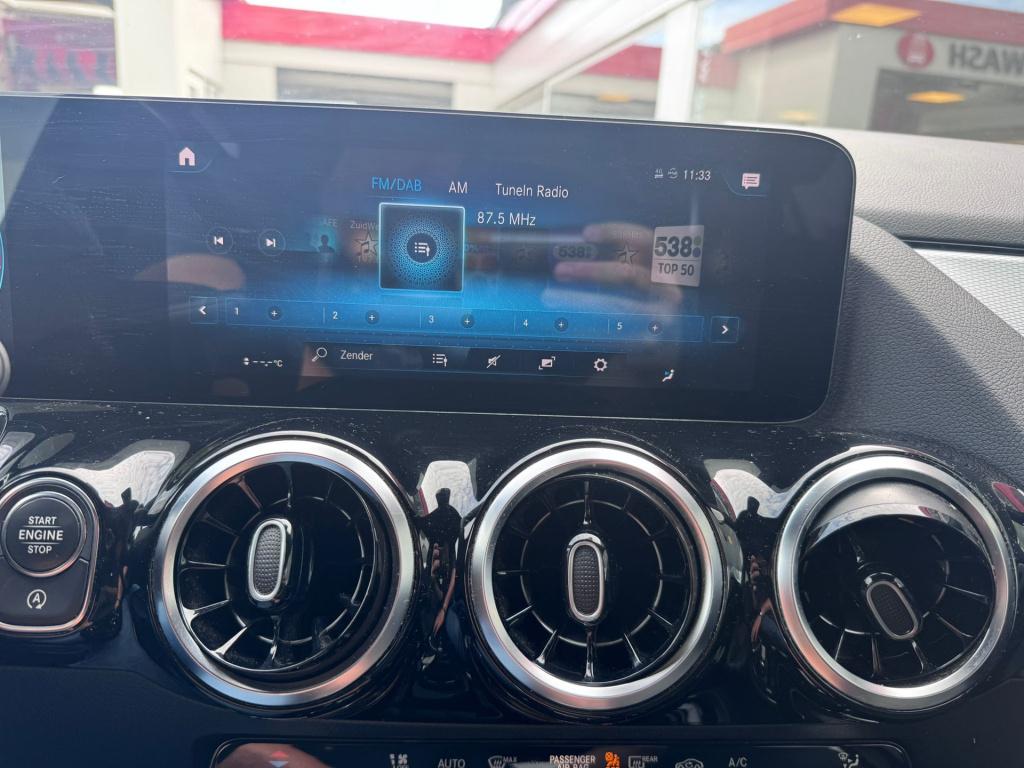 Mercedes-Benz Gla-klasse 180 business solution