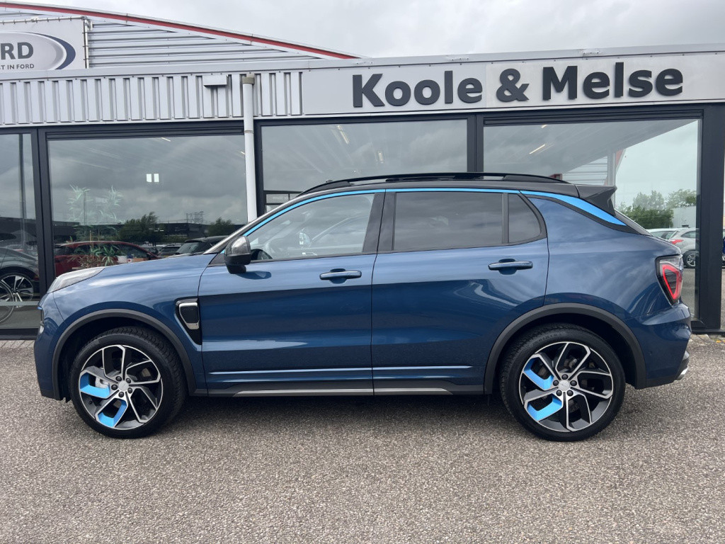 Lynk & Co 01 1.5 261pk plug in hybrid , pano dak , 360 gr camera , car play