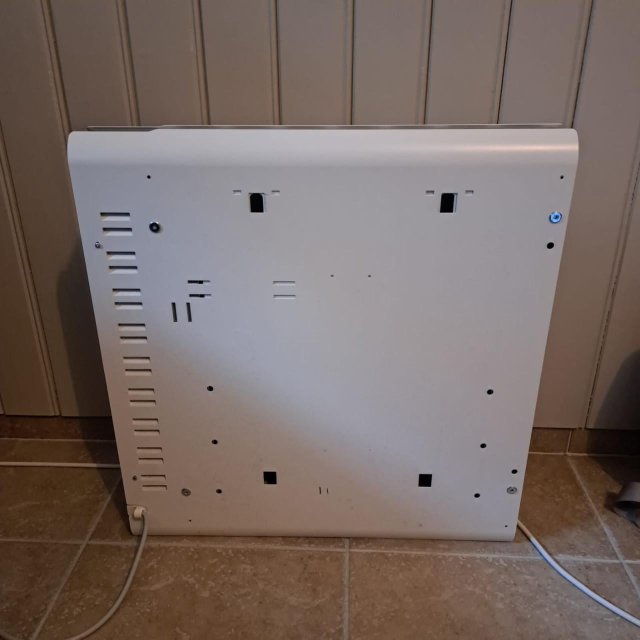 Titel: GoodHome Iriya Elektrische Radiator (Vloeistofkern)