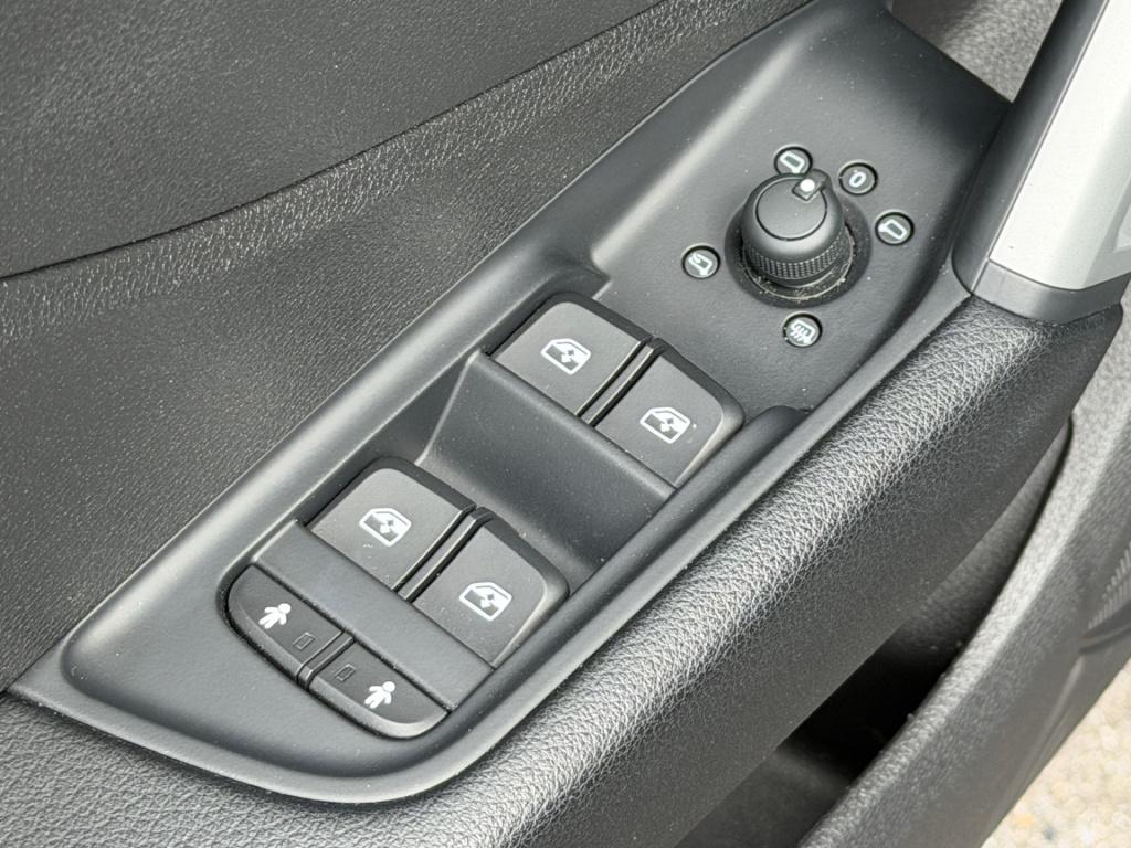Audi Q2 35 tfsi 150pk s-tronic advanced | trekhaak | camera | 4-seizoenen b