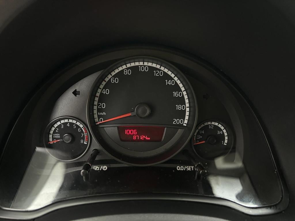 Volkswagen UP! occasion 1.0 move up! bluemotion | wit | tweedehands volkswa