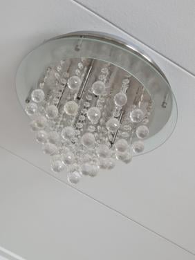 Luxe plafondlamp met kristallen hangers