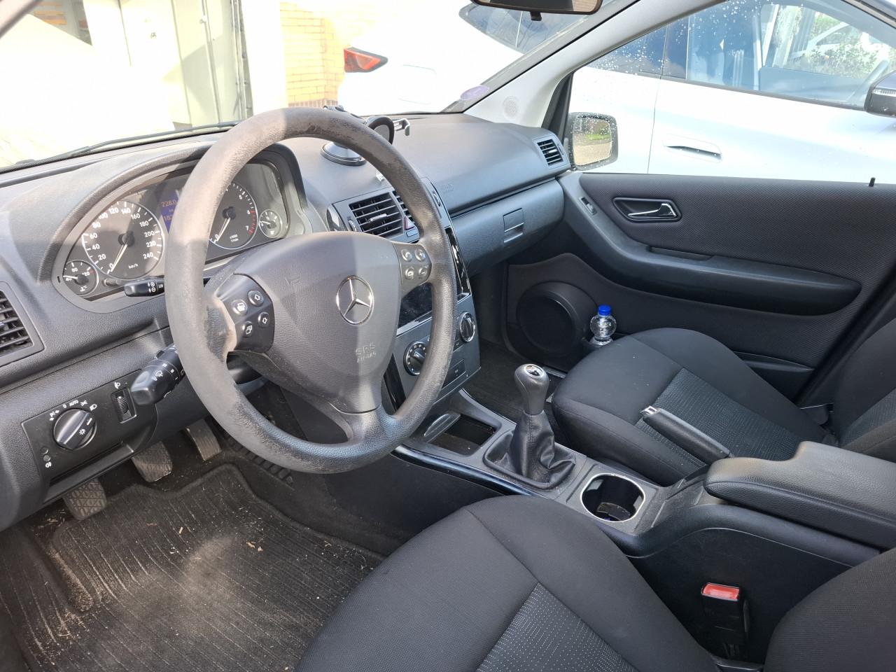 Mercedes A160 met opties – Zuinig & betrouwbaar