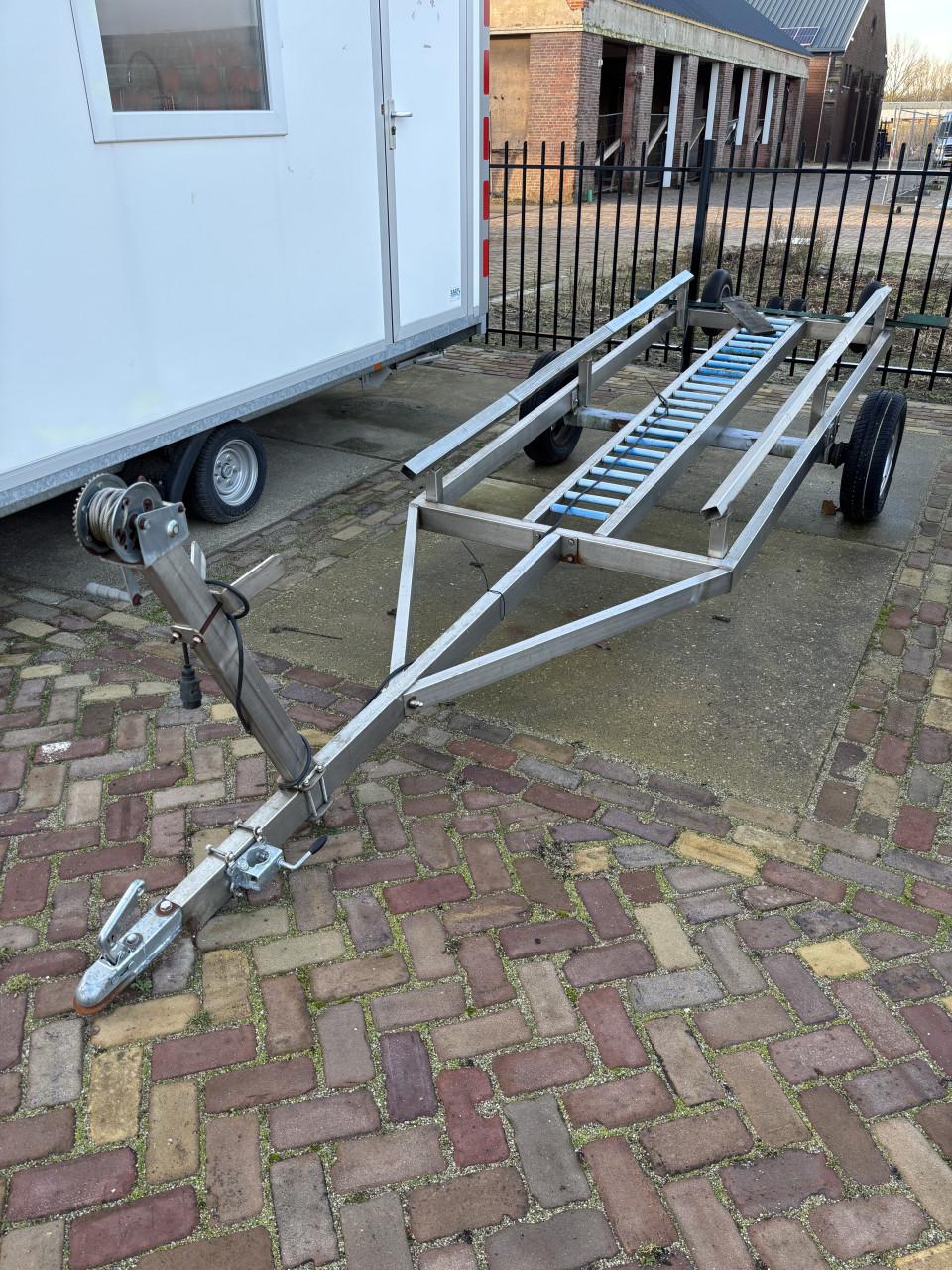 Diverse oude boottrailers te koop, opknappers