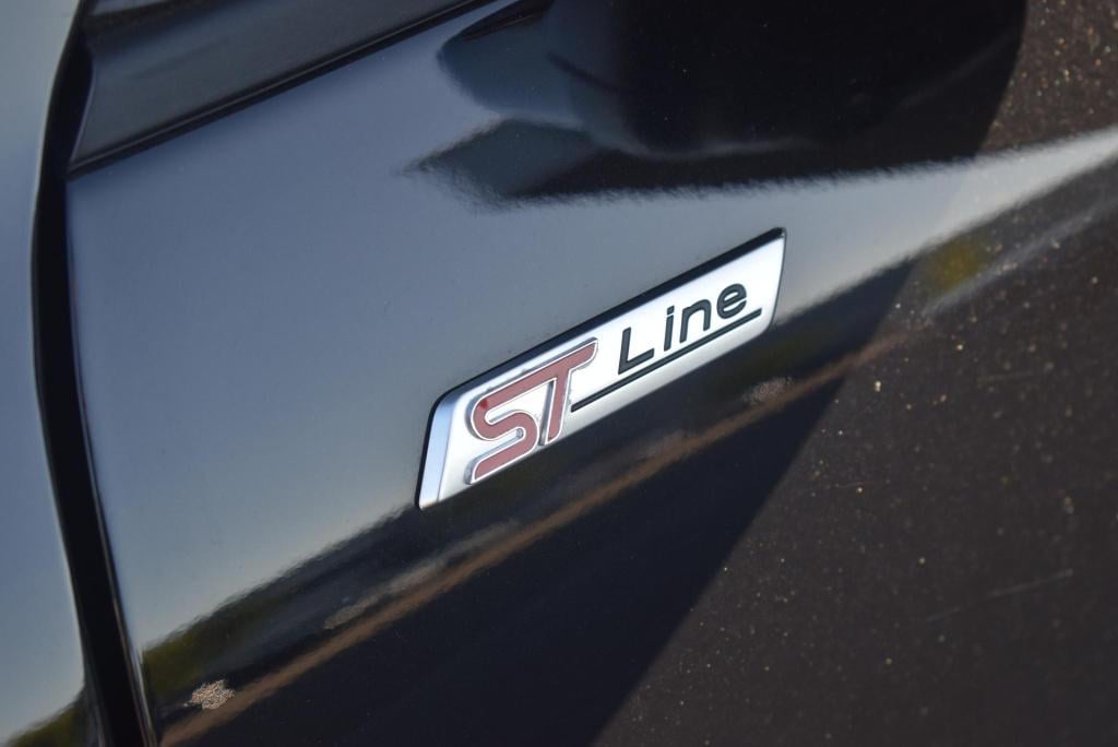 Ford Kuga 2.5 phev st-line x | panoramadak | climate control | adaptieve cr
