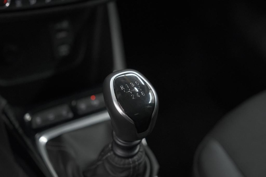 Opel Crossland X turbo 110 gs line | trekhaak | camera | apple carplay | na