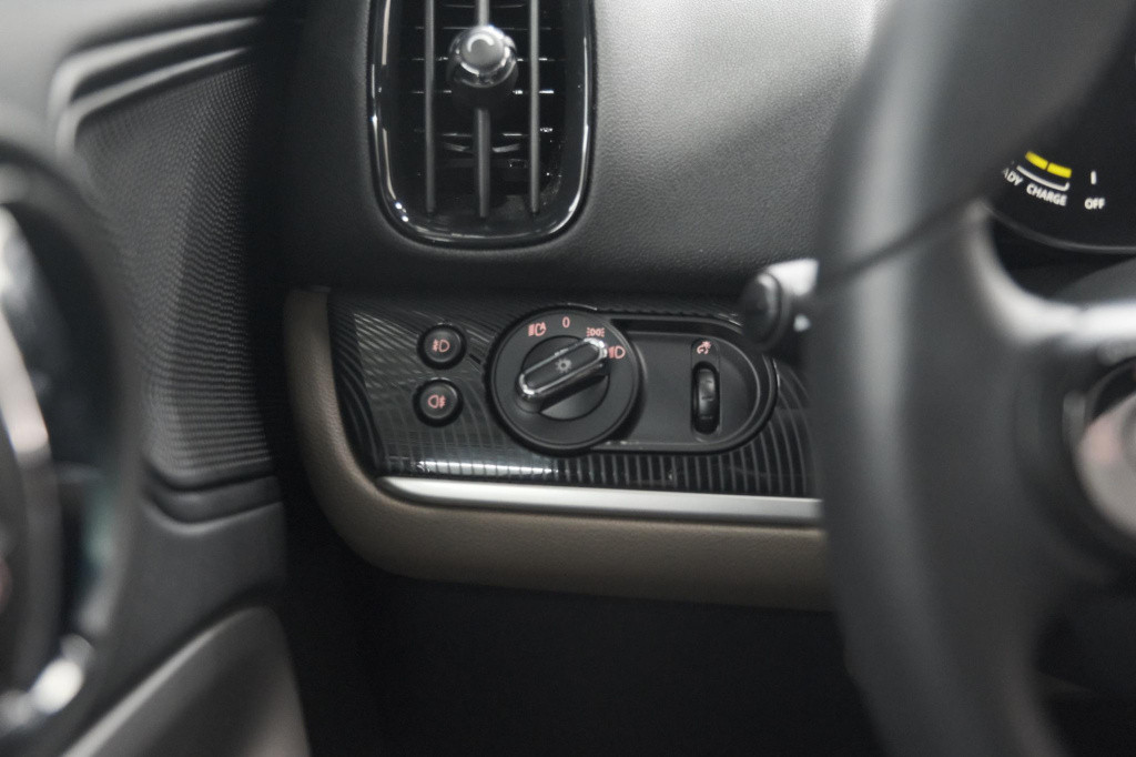 Mini Countryman mini 2.0 cooper s e all4 chili | panoramadak | camera | app