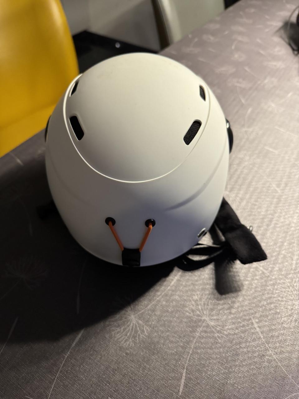 Skihelm maat m 55-58 cm