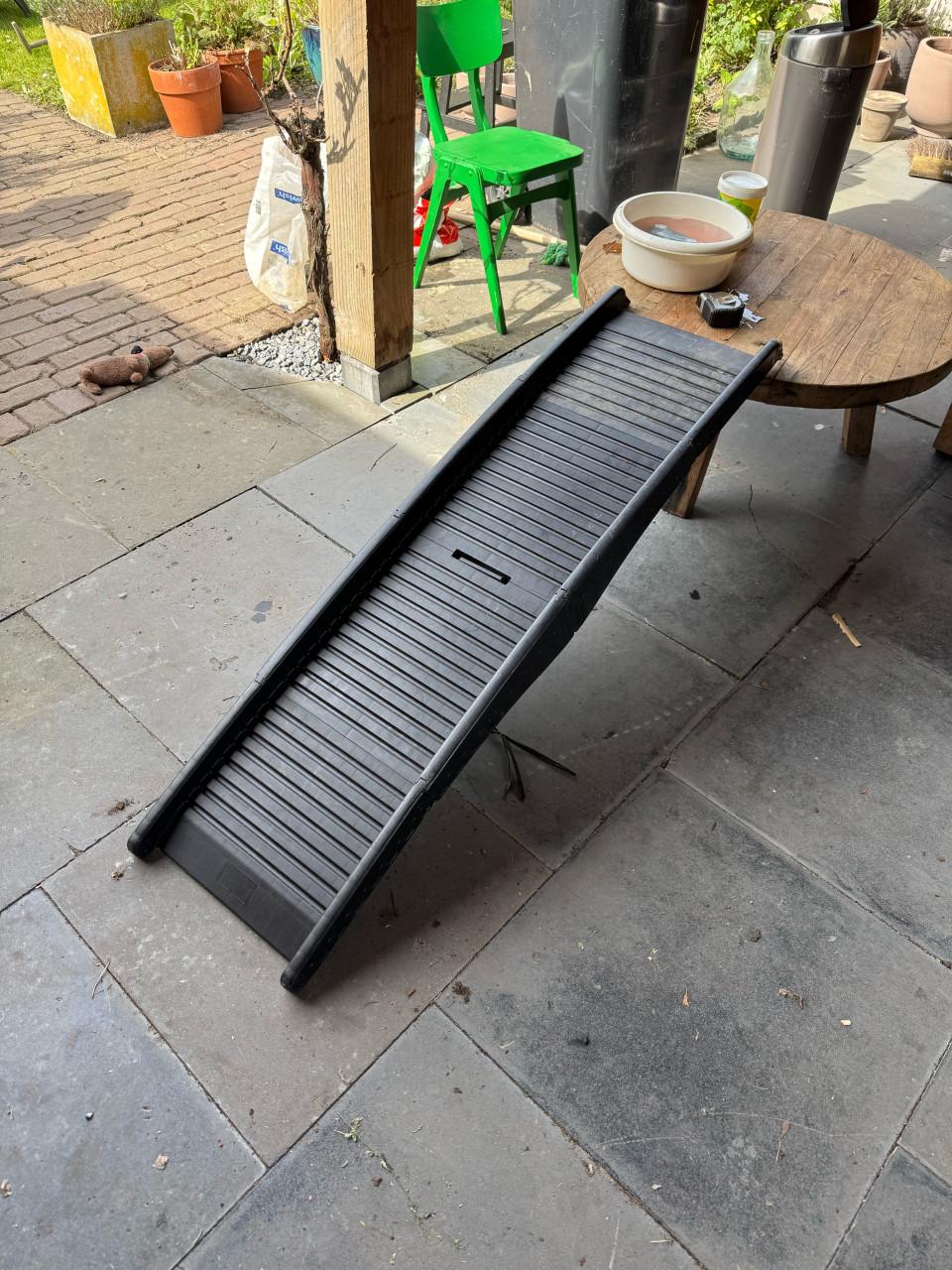 Loopplank/hondentrap