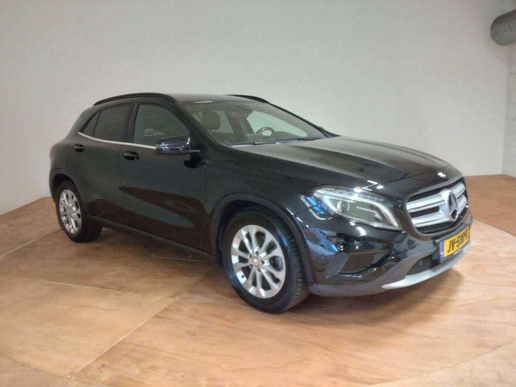 Mercedes-Benz Gla-klasse 180d ambition | automaat
