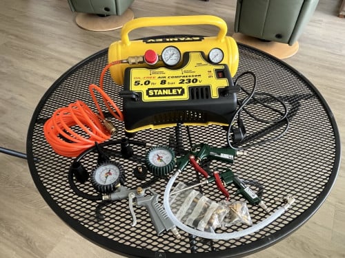 Te Koop: Stanley Luchtcompressor