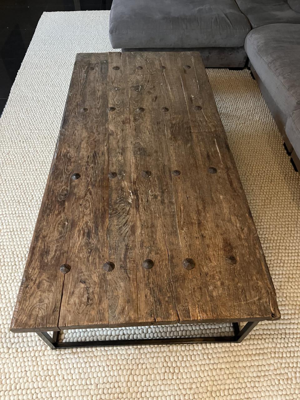 Salon Tafel antiek hout met stalen frame
