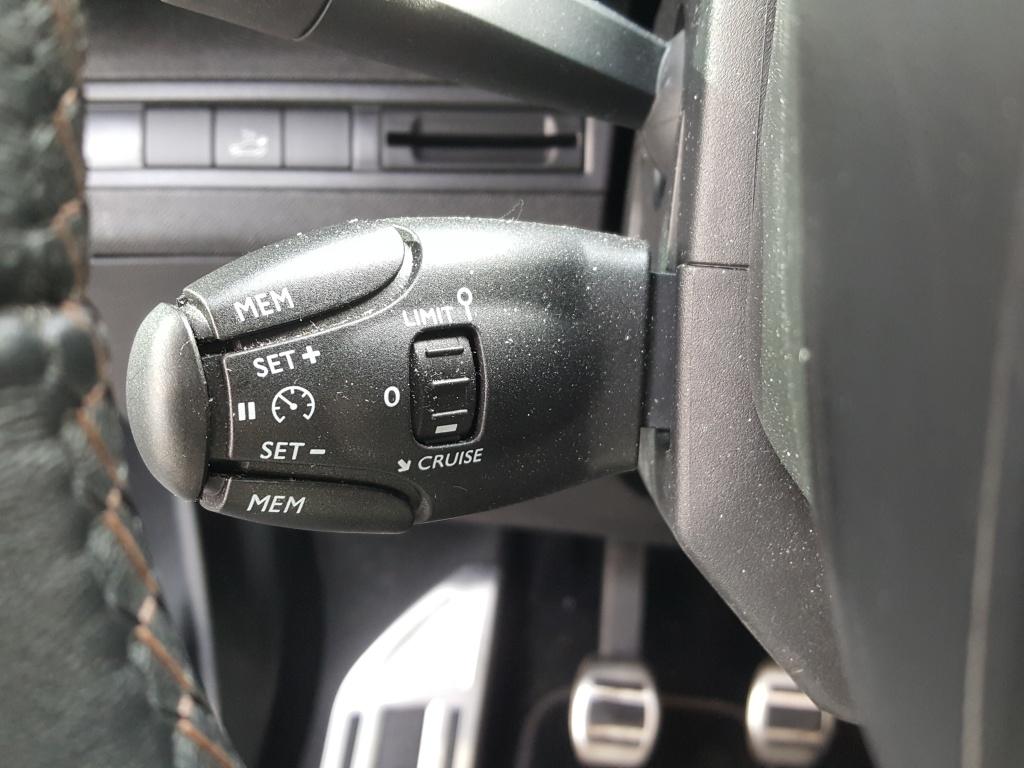 Peugeot 3008 1.2 puretech 130pk s&s gt-line trekhaak afneembaar | apple car