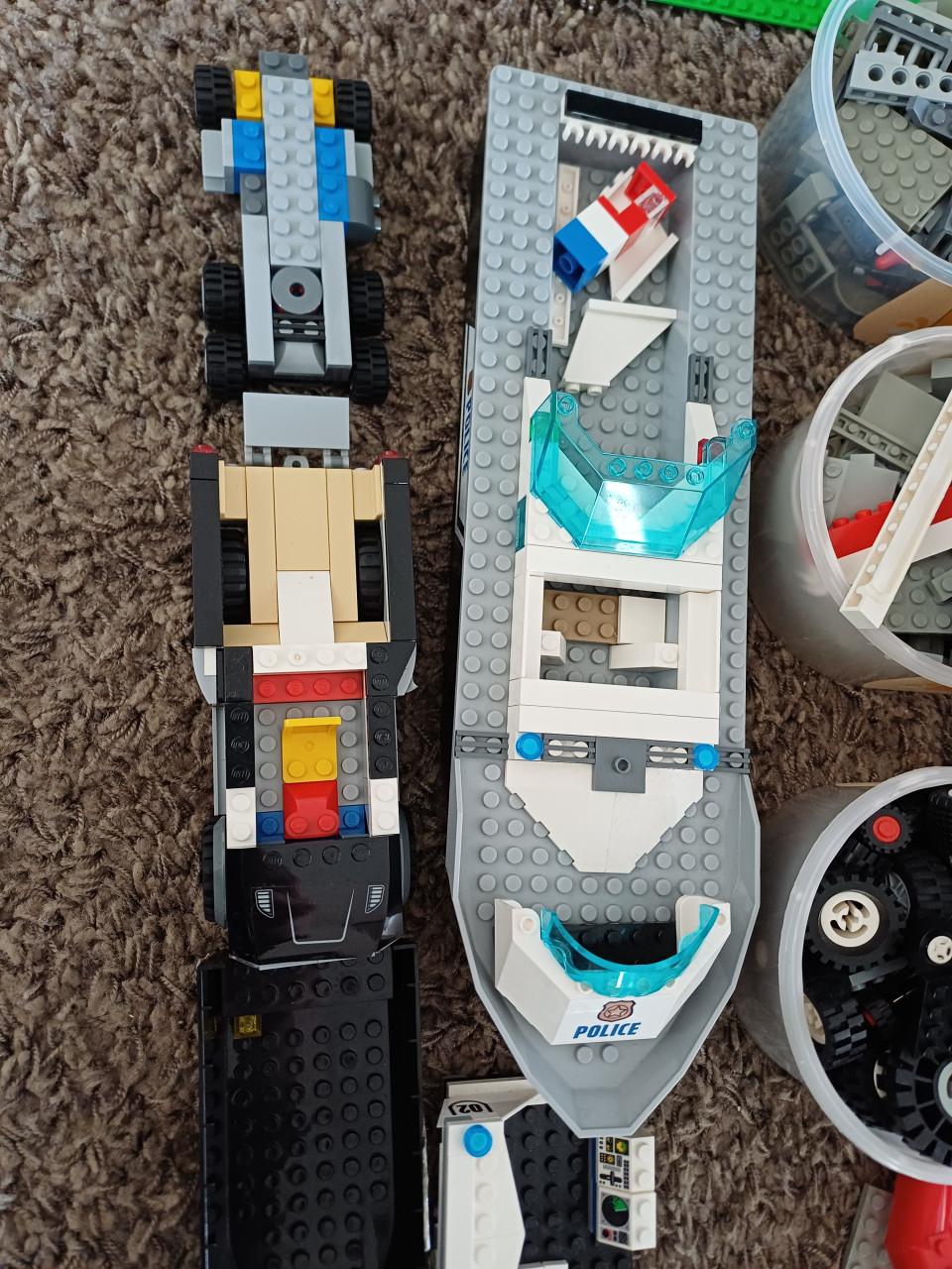 LEGO CITY