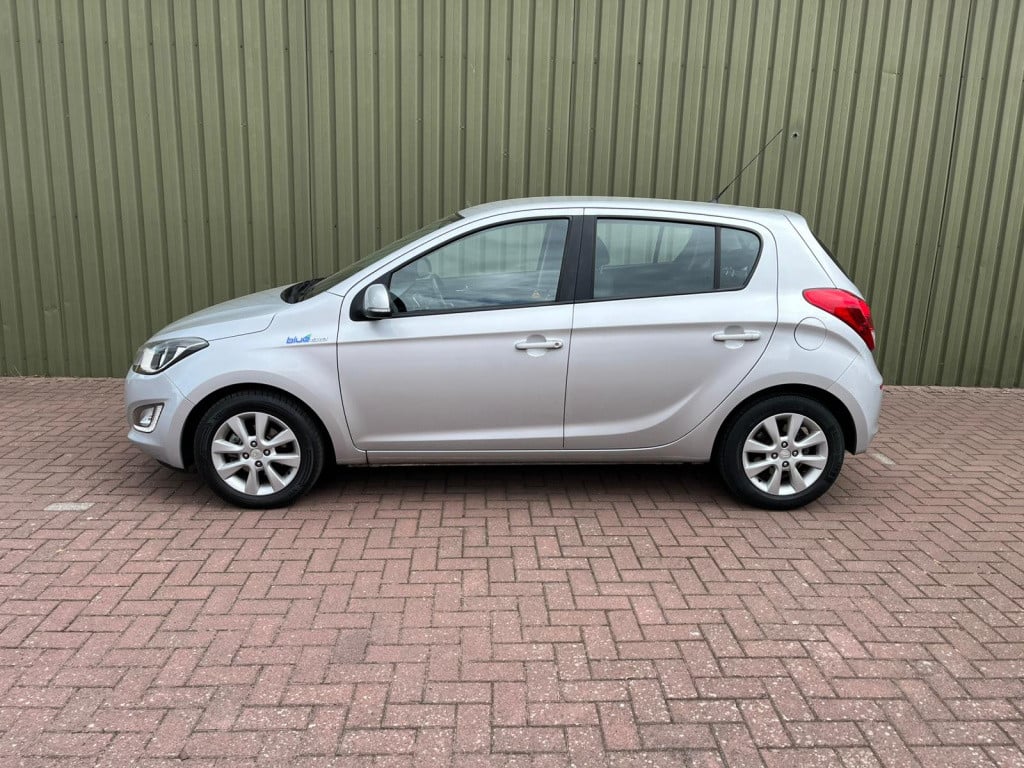 Hyundai I 20 1.2i i-deal