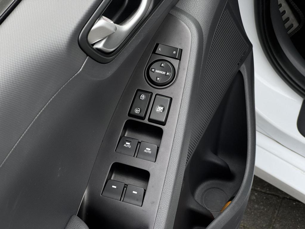 Hyundai Ioniq comfort ev soh 89% nl-auto!