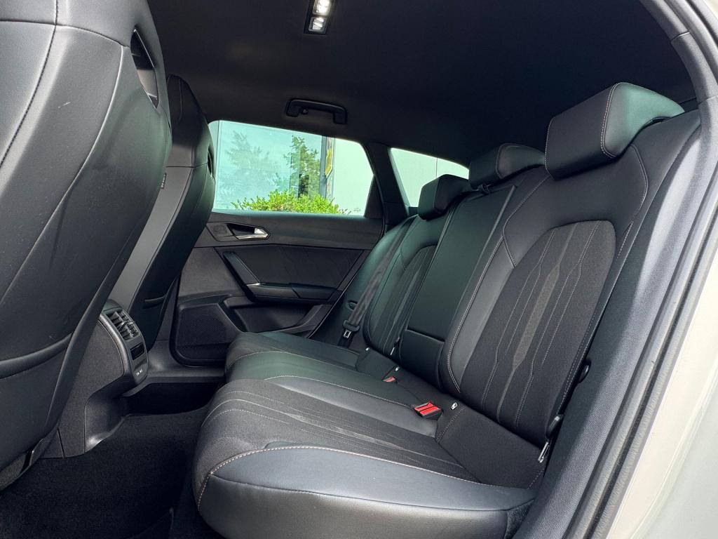 Cupra Leon Sportstourer 1.4 e-hybrid vz copper edition * full link * camera