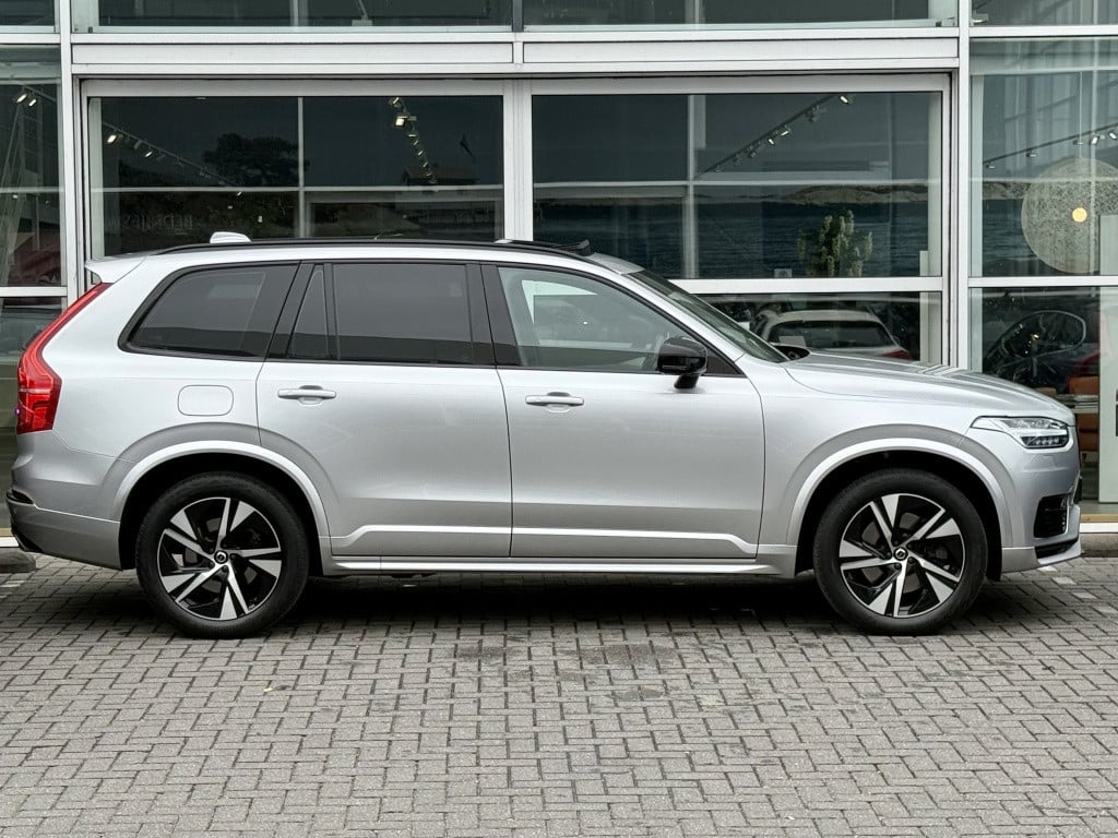 Volvo XC90 t8 390pk recharge r-design| panodak| adap.cruise| trekhaak| 360c