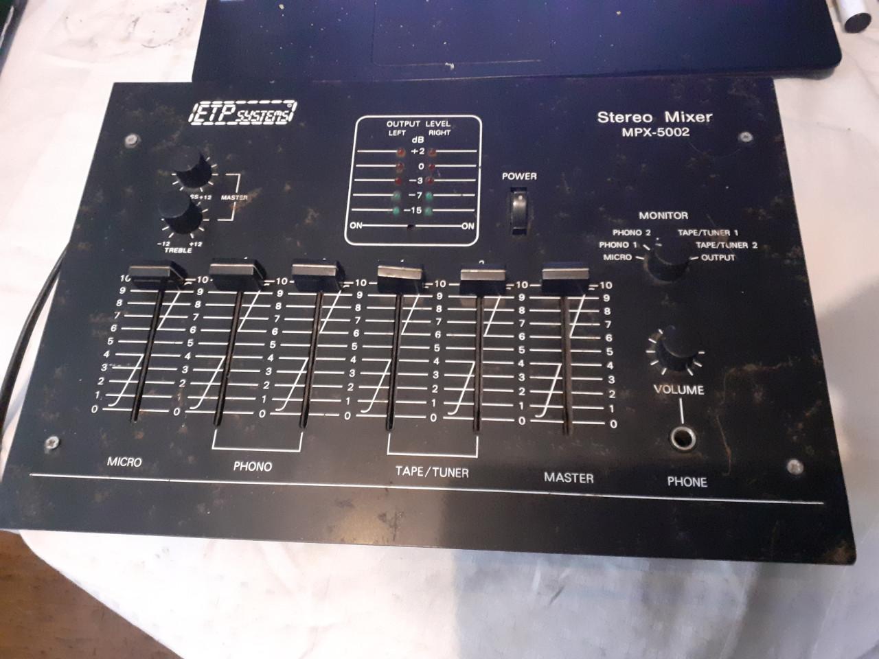 2 x Stereo Mixer zwart platte - 6 kanalen - van ETP Systems