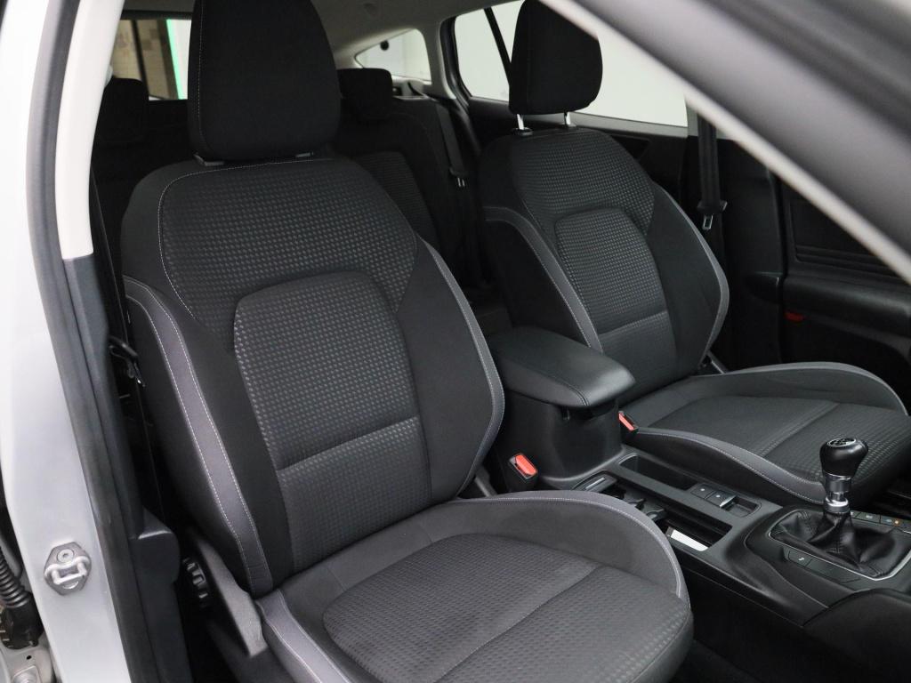 Ford Focus titanium 1.0 ecoboost hybrid | climate control | cruise control 