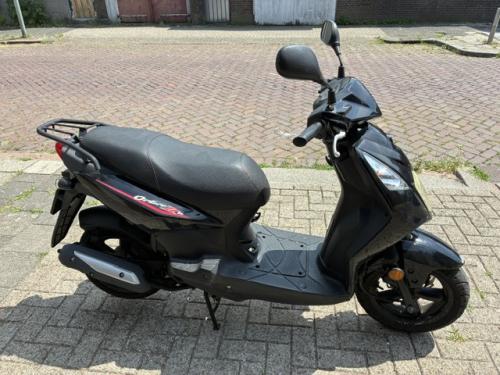 LEUKE SYM ORBIT II 45 KM BROMSCOOTER EURO4 BOUWJAAR 2019