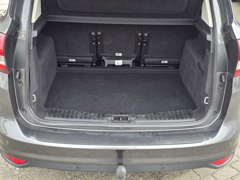 Ford C-max 1.0 titanium