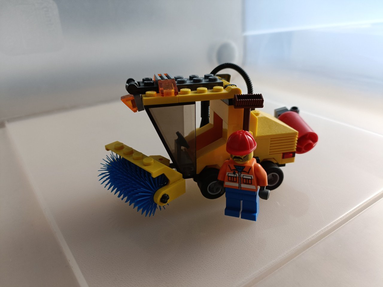 Lego City 7242 Straatveegmachine