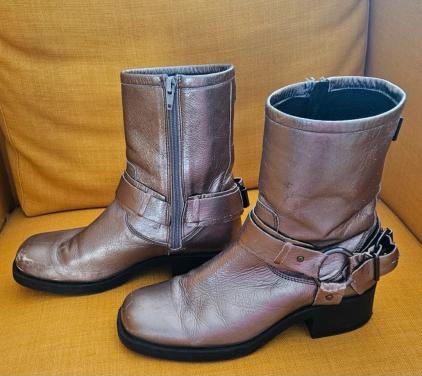 Metallic boots