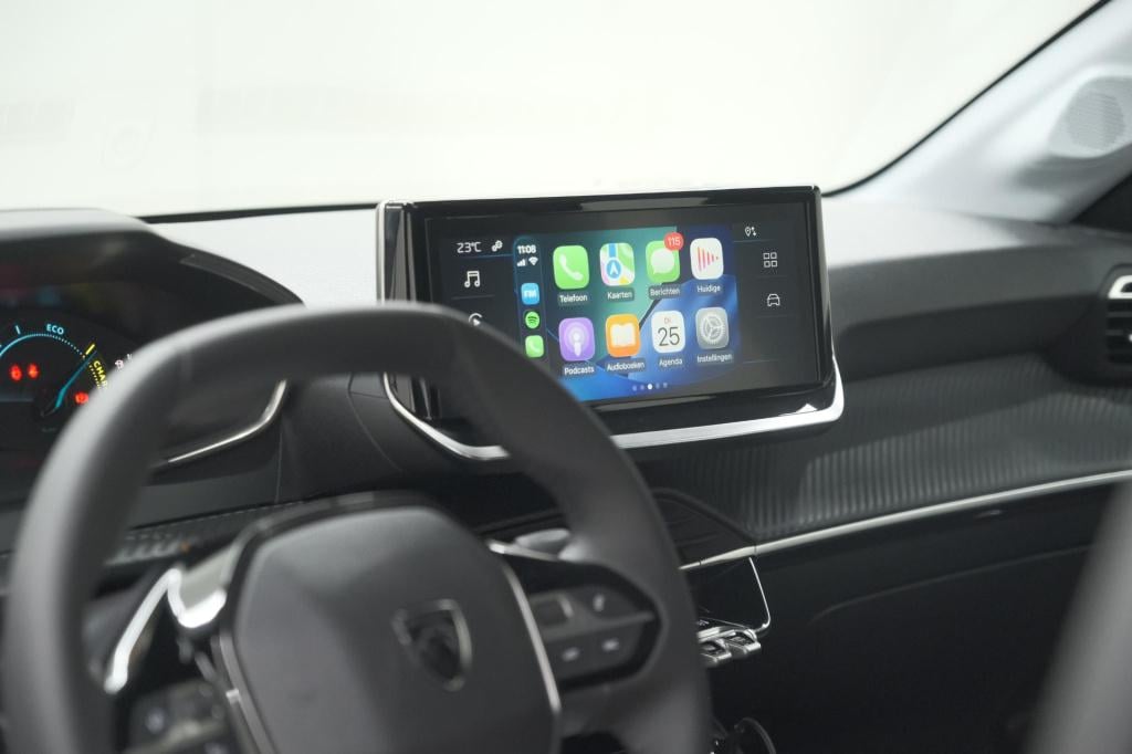 Peugeot 208 1.2 hybrid 110 e-dcs6 style | direct leverbaar | apple carplay 