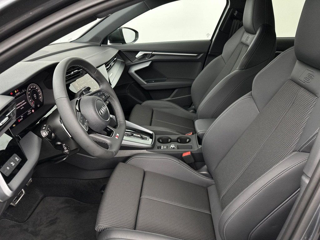 Audi A3 limousine s edition 35 tfsi 110 kw / 150 pk limousine 7 vers