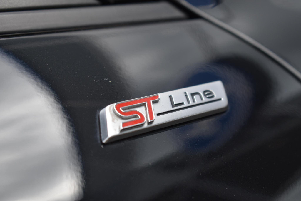 Ford Kuga 2.5 phev st-line x | climate control | adaptieve cruise control |