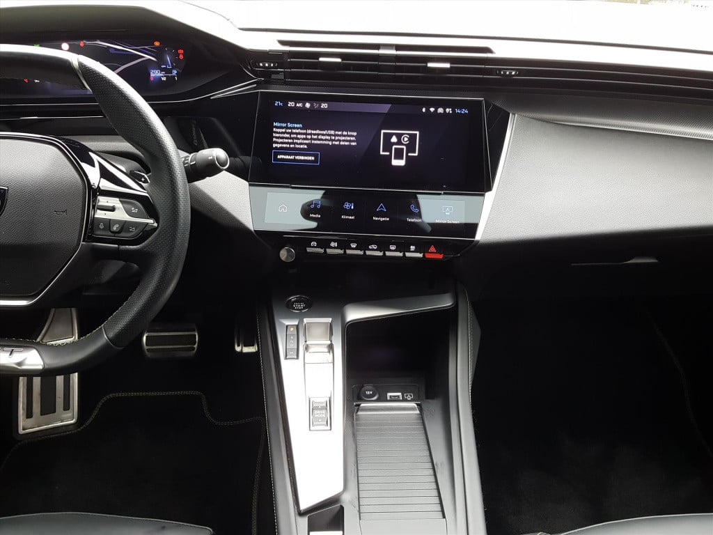 Peugeot 408 1.2 puretech 130pk eat8 gt | applecarplay & androidauto | cruis