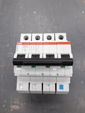 Inslallatie automaat viervoudig C16